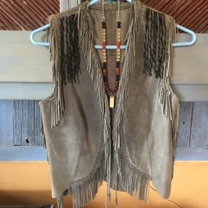 Vintage suede north beach liteweight suede fringed gray vest beautiful  small